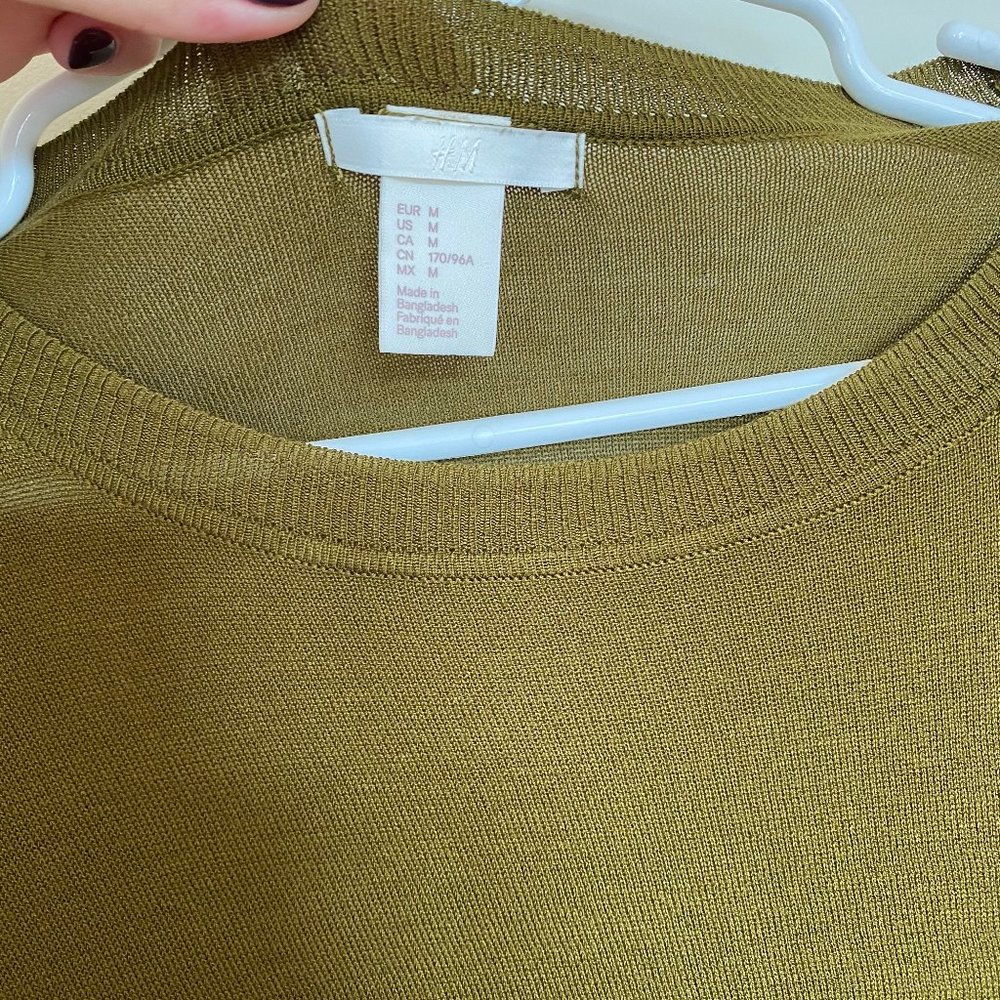 H&M - Picture 2 of 3